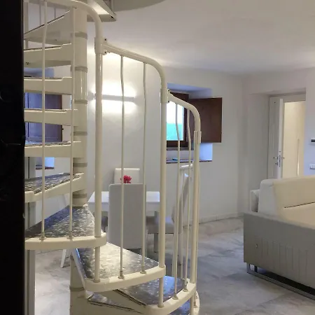Aparthotel Rocca Palazzaccio 3*
