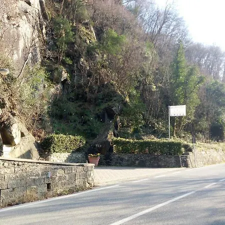 Rocca Palazzaccio Aparthotel