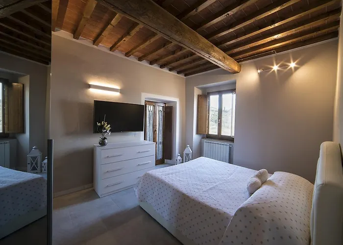 Aparthotel Rocca Palazzaccio 4*