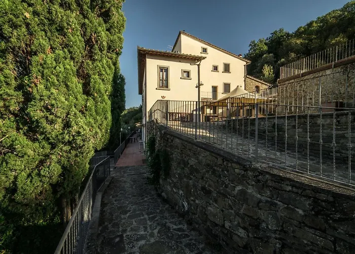 Aparthotel Rocca Palazzaccio 4*