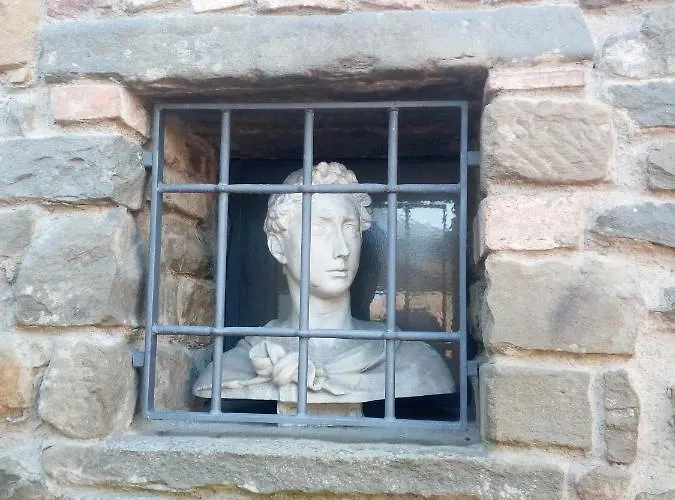 Rocca Palazzaccio 4*