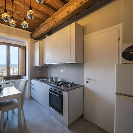 Rocca Palazzaccio מלון דירות